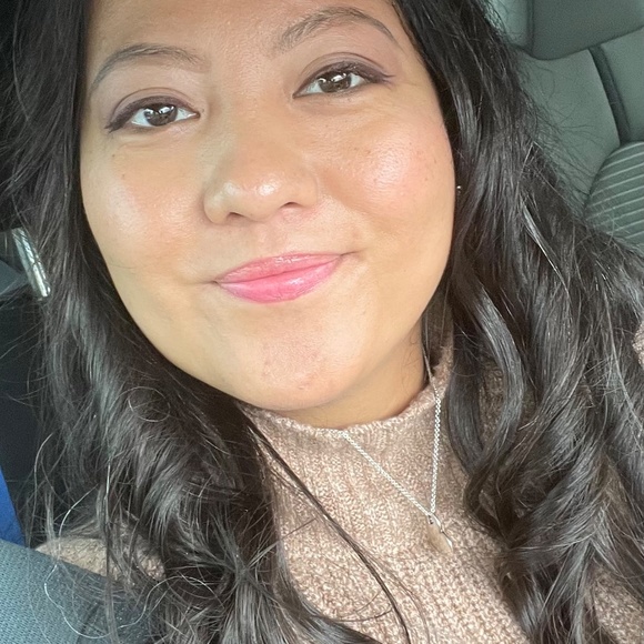 Meet your Posher, Karen - Picture 2 of 4